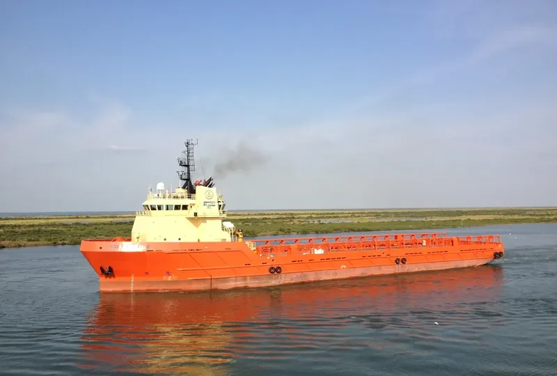 ROGER WHITE Offshore Vessel IMO 9529994 photo 2