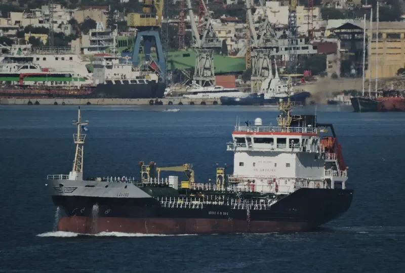 LOUTRO Tanker IMO 9531583 photo 2