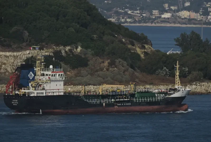 LOUTRO Tanker IMO 9531583 photo 9