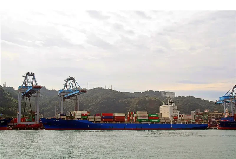 JAKARTA VOYAGER Container Ship IMO 9532288 photo 7