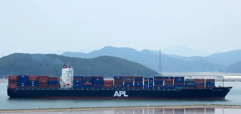 ANL GIPPSLAND Container Ship IMO 9532800 photo 10