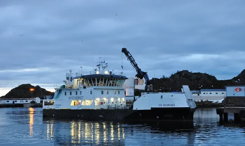OV SKOMVAER General Cargo IMO 9533189 photo 6