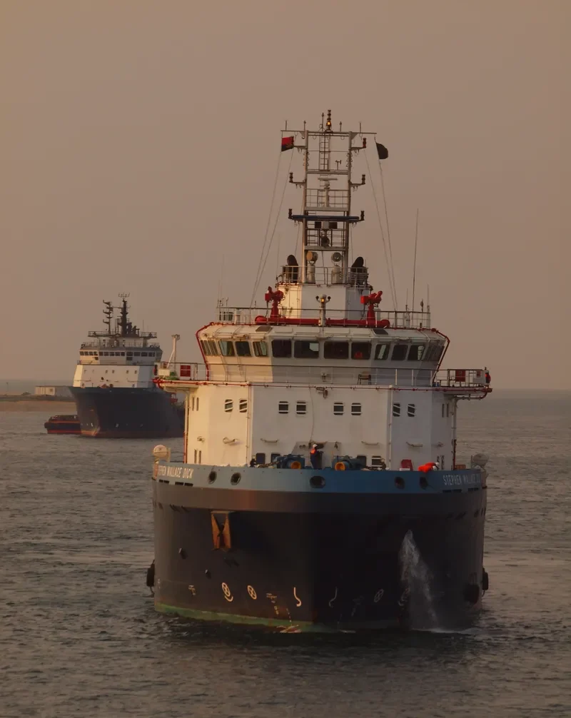 STEPHEN WALLACE DICK Offshore Vessel IMO 9533658 photo 2