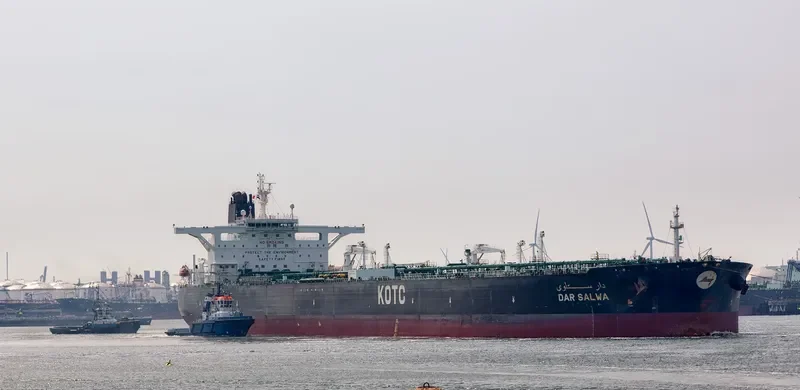 DAR SALWA Tanker IMO 9534779 photo 3