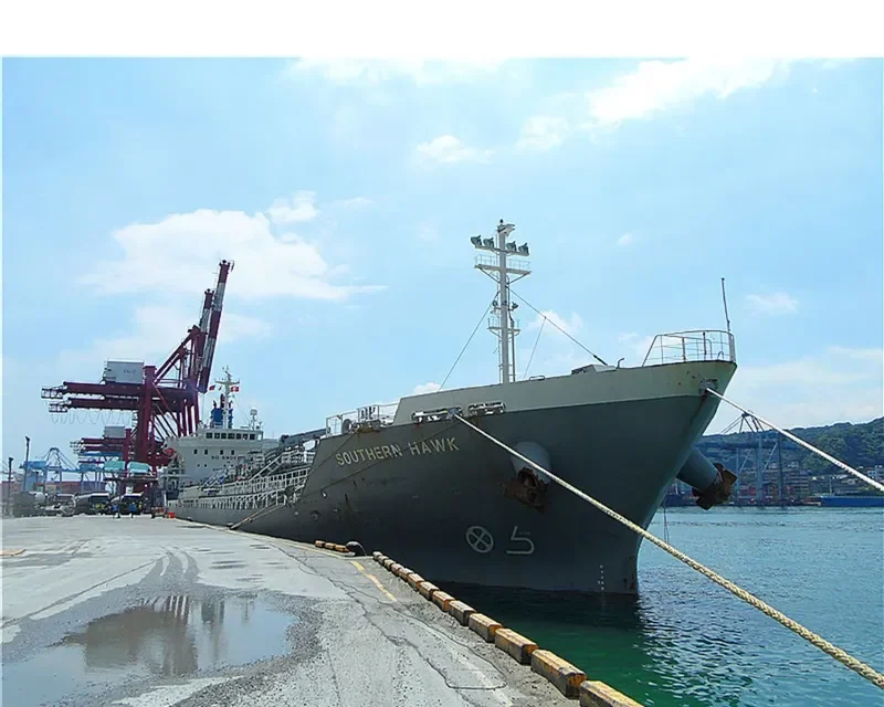 SOUTHERN HAWK Tanker IMO 9534901 photo 8
