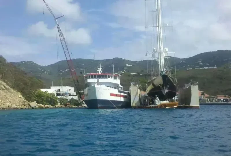 CAYO LARGO Ro-Ro IMO 9535113 photo 2