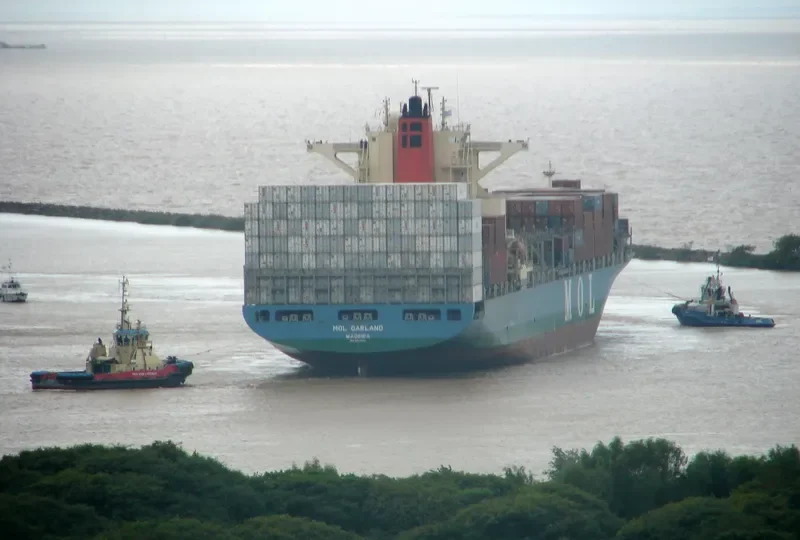 MOL GARLAND Container Ship IMO 9535151 photo 6