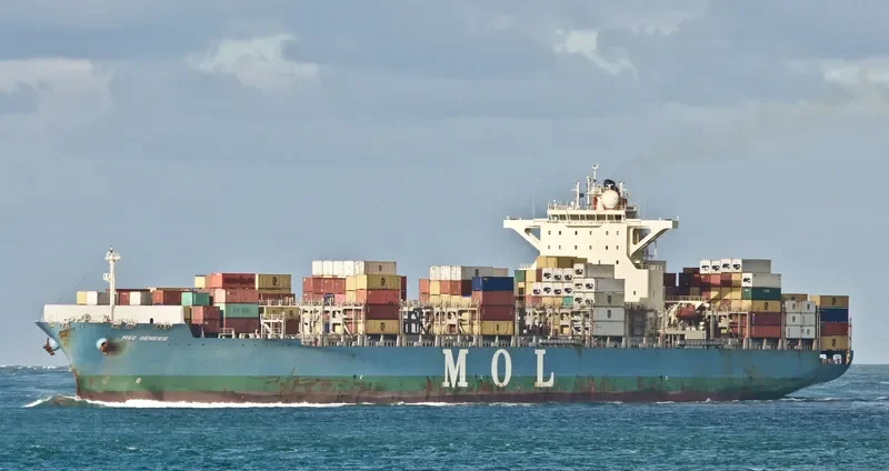 MOL GENESIS Container Ship IMO 9535199 photo 8