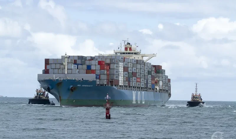 MOL GENEROSITY Container Ship IMO 9535216