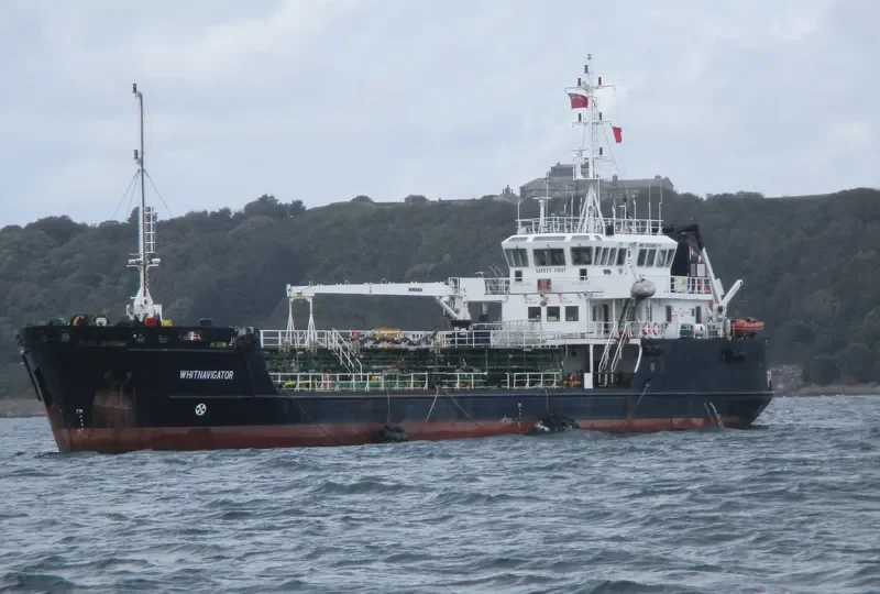 WHITNAVIGATOR Tanker IMO 9535400 photo 6
