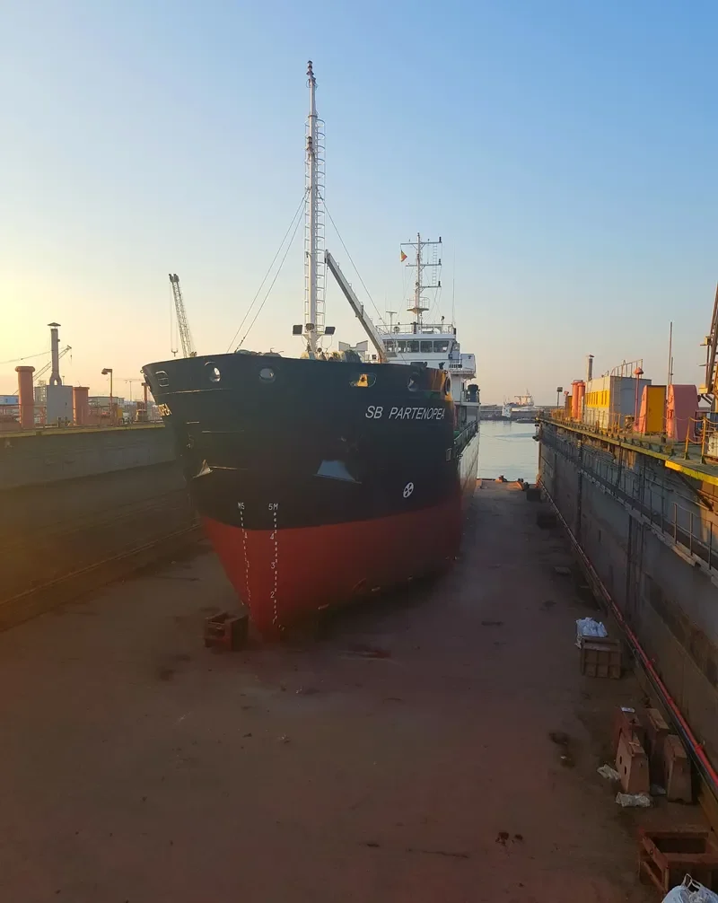 SB PARTENOPEA Tanker IMO 9535436 photo 4