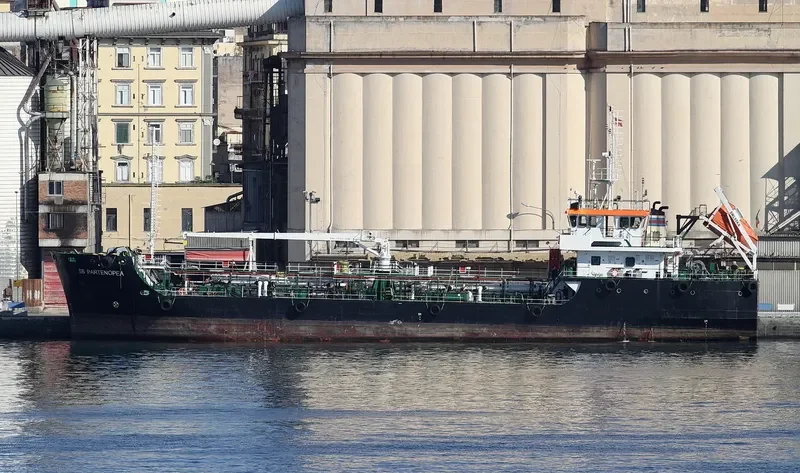 SB PARTENOPEA Tanker IMO 9535436 photo 6