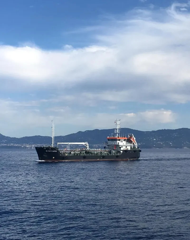 SB PARTENOPEA Tanker IMO 9535436 photo 10