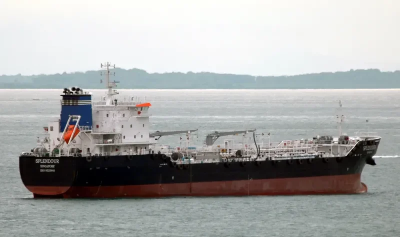 SPLENDOUR Tanker IMO 9535448 photo 3