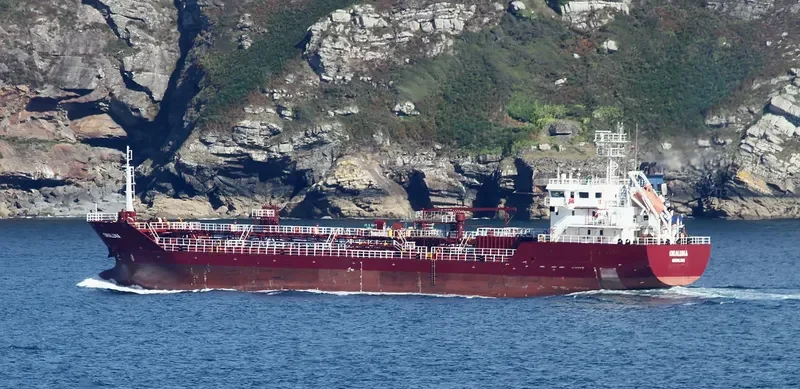ORALUNA Tanker IMO 9537094 photo 2