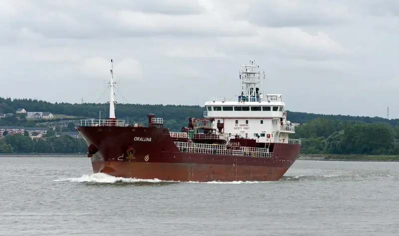 ORALUNA Tanker IMO 9537094 photo 4