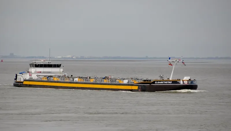 ELISABETHSTAD Tanker IMO 9537692 photo 9