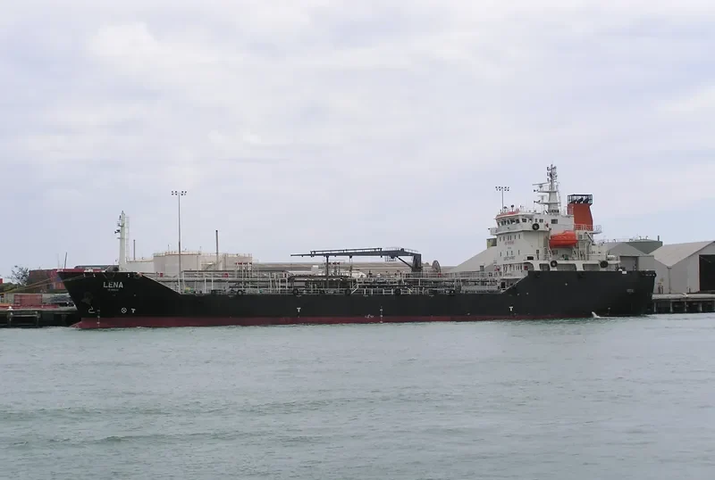 LENA Tanker IMO 9538854 photo 4