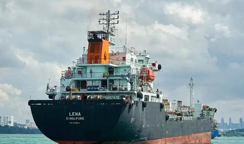 LENA Tanker IMO 9538854 photo 6
