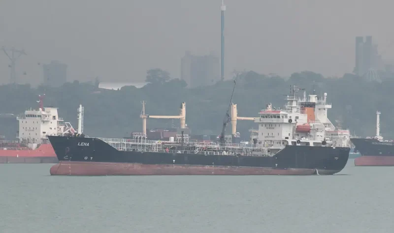 LENA Tanker IMO 9538854 photo 8