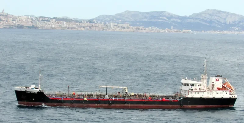 CAP PINEDE Tanker IMO 9539004 photo 4