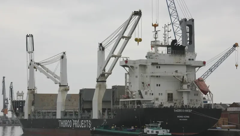 BBC REEF General Cargo IMO 9539365 photo 2