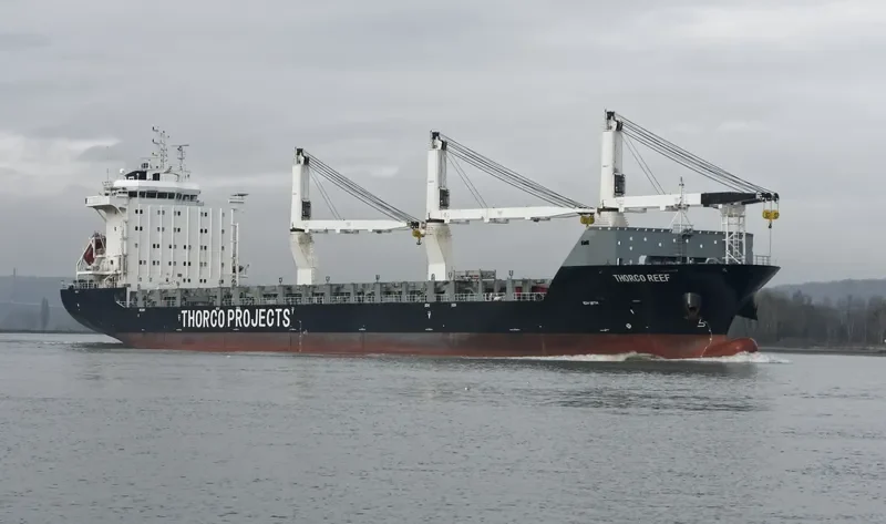 BBC REEF General Cargo IMO 9539365 photo 4