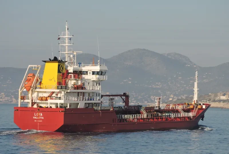 GLORIA C Tanker IMO 9540273 photo 10