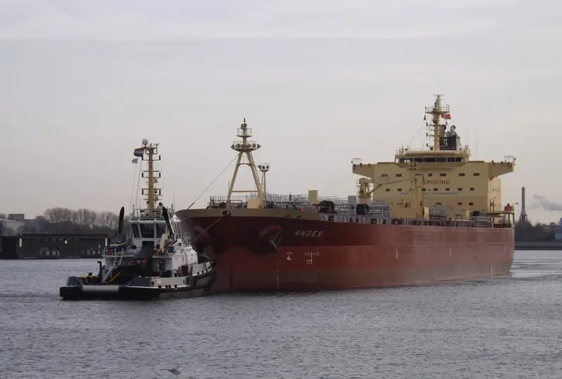 XING TONG 799 Tanker IMO 9540819 photo 5