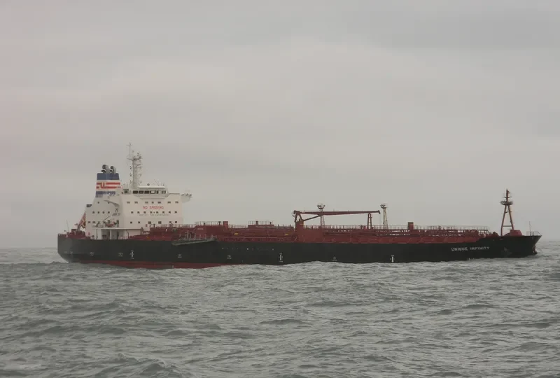 UNIQUE INFINITY Tanker IMO 9540833 photo 5
