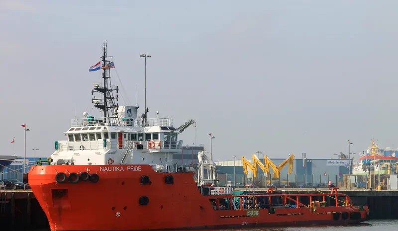 GIAT JAYA Offshore Vessel IMO 9541162