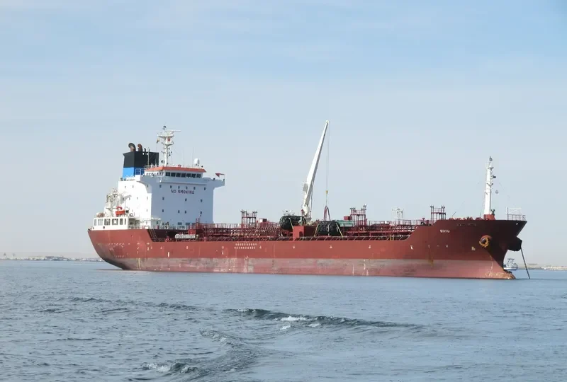 SIVIU Tanker IMO 9541289 photo 8