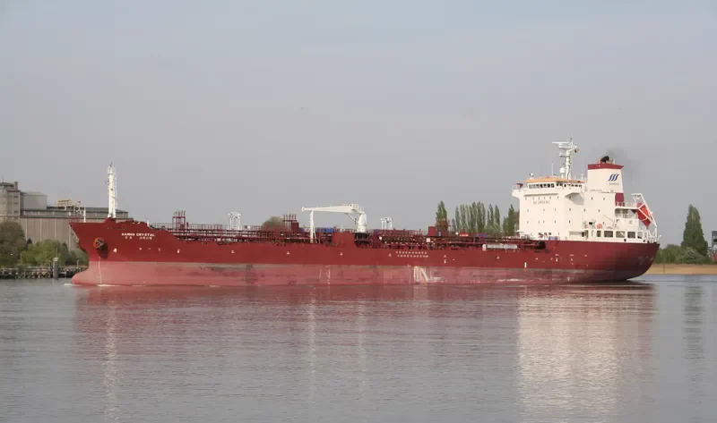 SIVIU Tanker IMO 9541289 photo 10