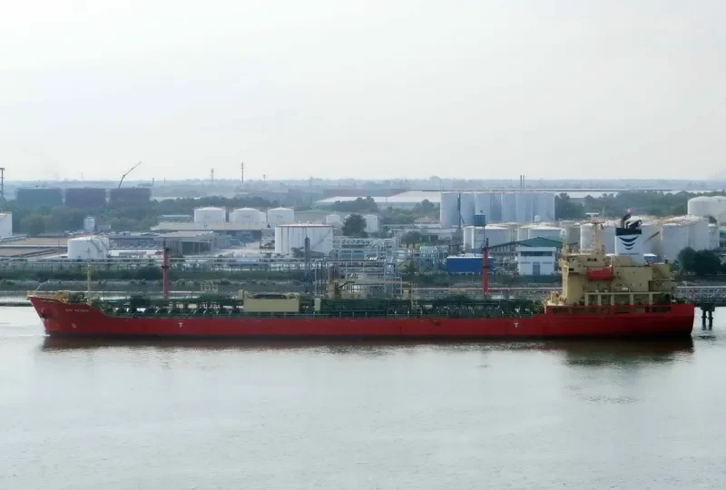 HANYU CAMELLIA Tanker IMO 9542154 photo 2