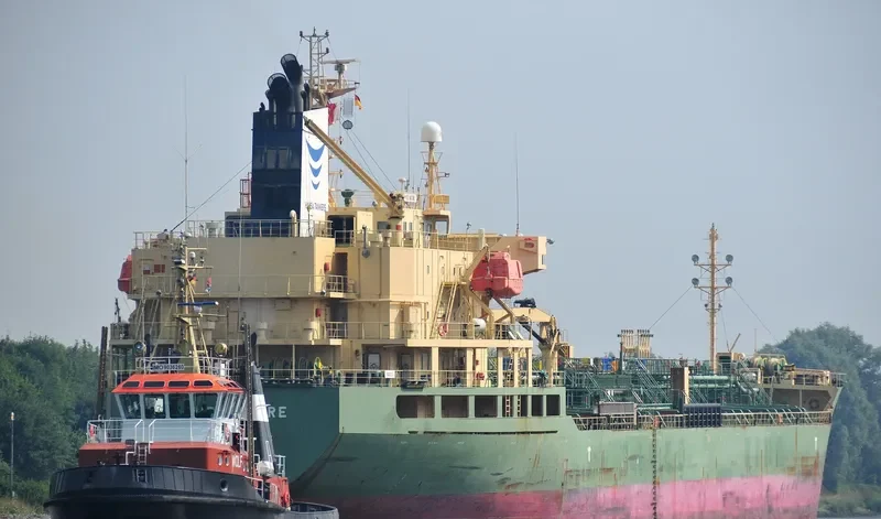 HANYU CAMELLIA Tanker IMO 9542154 photo 10