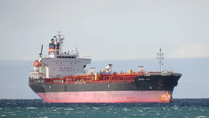 BUNGA LILY Tanker IMO 9542178 photo 5