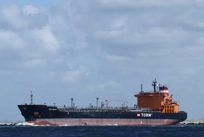 TORM ARAWA Tanker IMO 9543548 photo 4