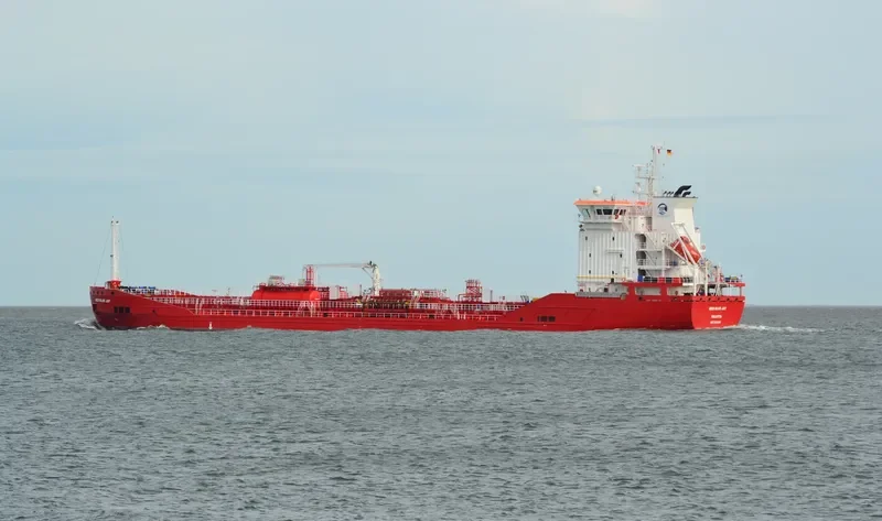 MED BLUE JAY Tanker IMO 9544346 photo 8