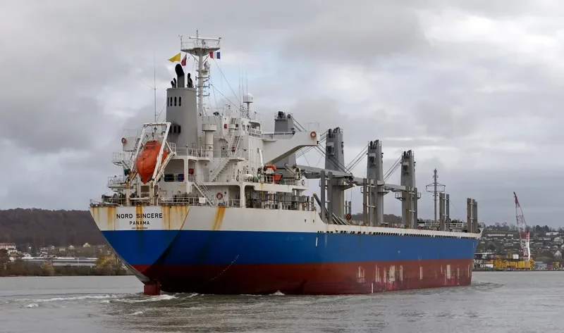 SINCERE Bulk Carrier IMO 9544384 photo 4