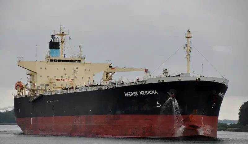MAERSK MESSINA Tanker IMO 9544592 photo 8