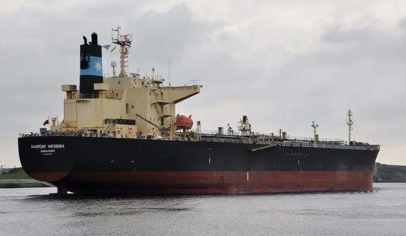 MAERSK MESSINA Tanker IMO 9544592 photo 9