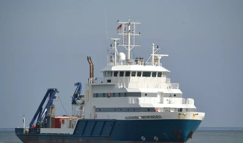NOORDHOEK PATHFINDER Offshore Vessel IMO 9545663 photo 2