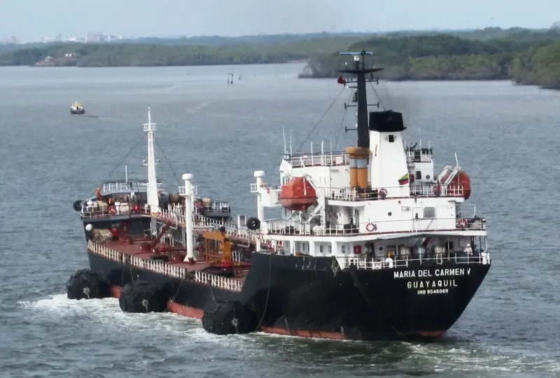 MARIA DEL CARMEN V Tanker IMO 9546069 photo 4