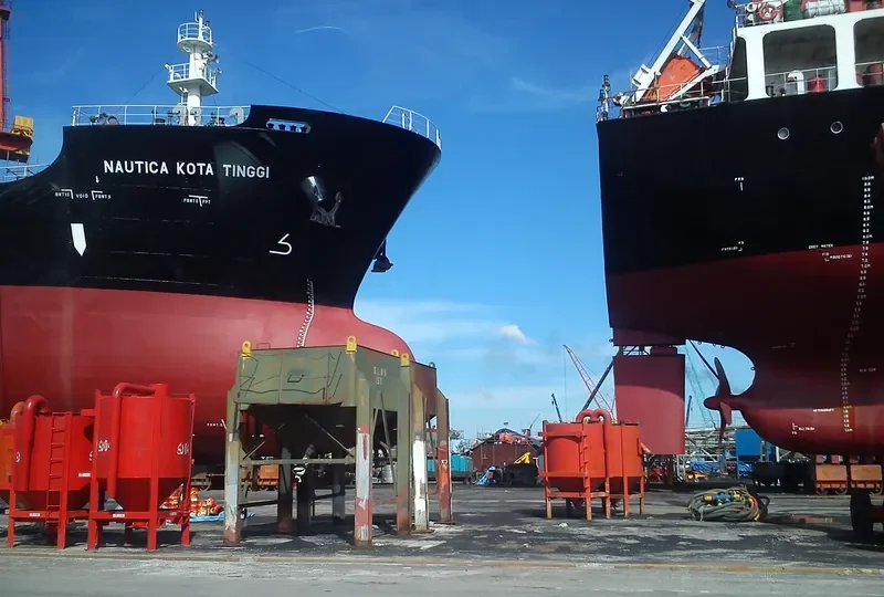 NAUTICA KOTA TINGGI Tanker IMO 9546722 photo 2