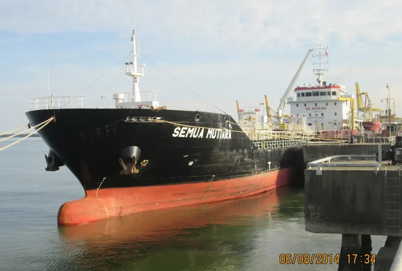 JM SUTERA 6 Tanker IMO 9548160 photo 4