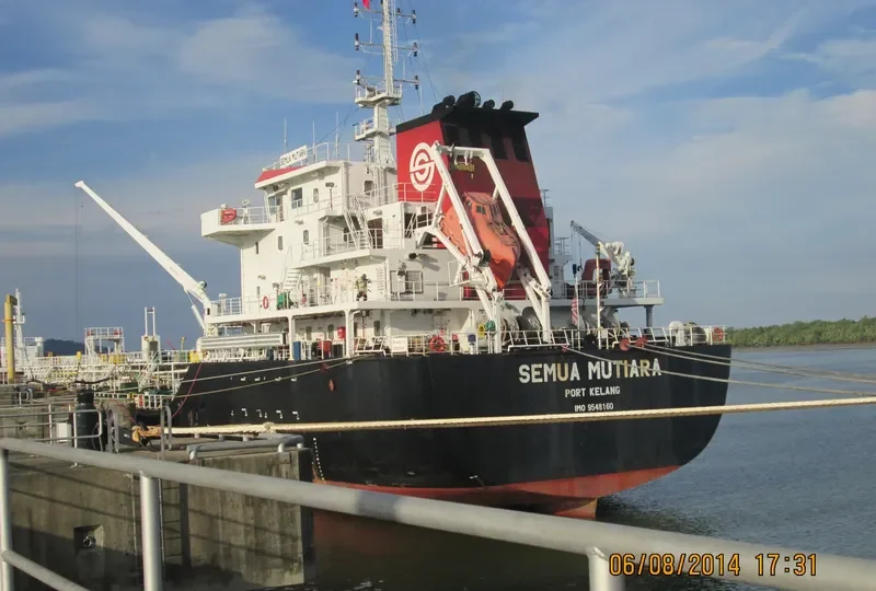 JM SUTERA 6 Tanker IMO 9548160 photo 5