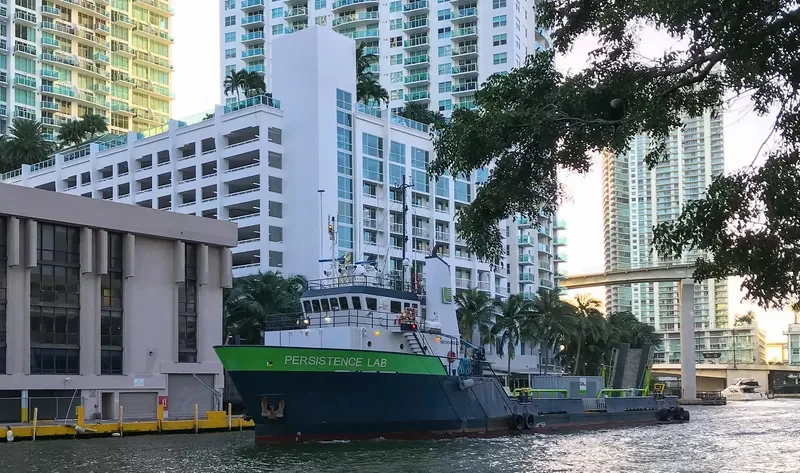PERSISTENCE LAB Offshore Vessel IMO 9549023 photo 2
