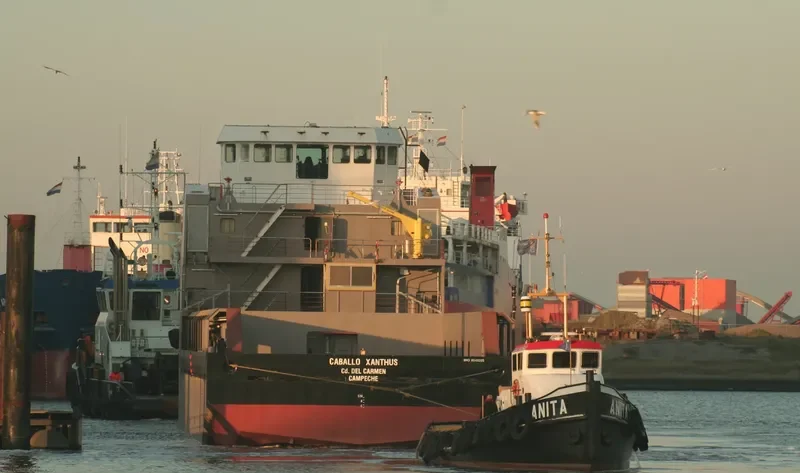 NN ADHAFERA Offshore Vessel IMO 9549205 photo 3