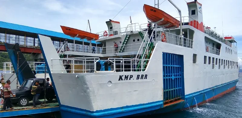 KMP. B R R Ro-Ro IMO 9549475 photo 5