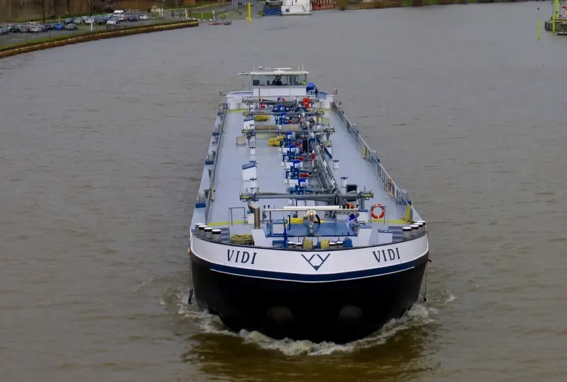 VIDI Tanker IMO 9549736 photo 10